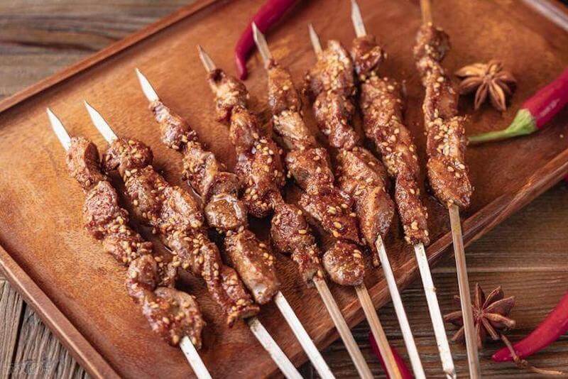 烤羊肉串 新疆 中国