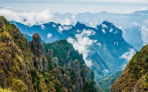人间仙境神农架景区全攻略，到神农架国家公园探索自然的奥秘