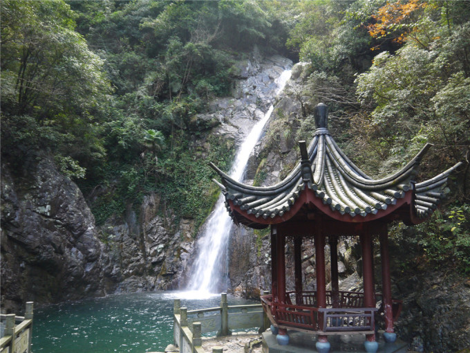 在宁波发现一处“瑶池”胜景 ,宁波鄞州五龙潭风景区游玩指南