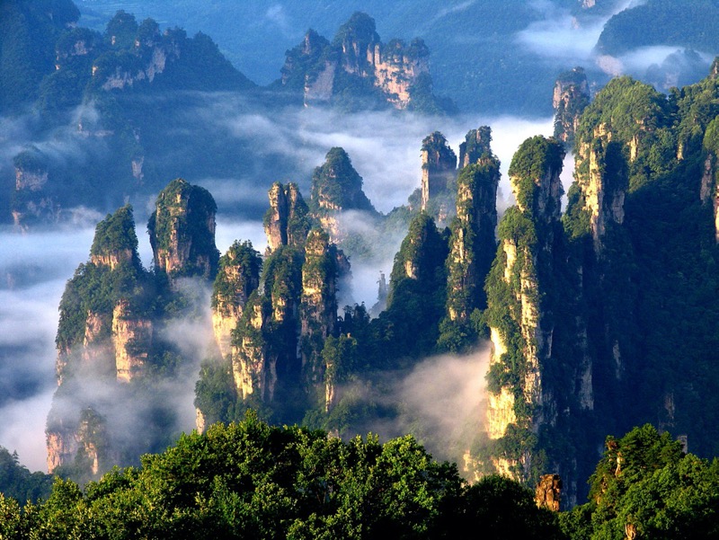 张家界旅游景点全攻略，探索阿凡达潘多拉星取景地