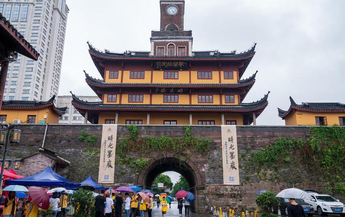 宁波步行美食街