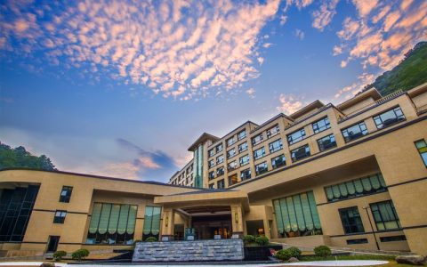 宁海天明山温泉大酒店（四星级）