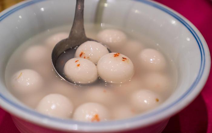 宁波步行美食街汤圆