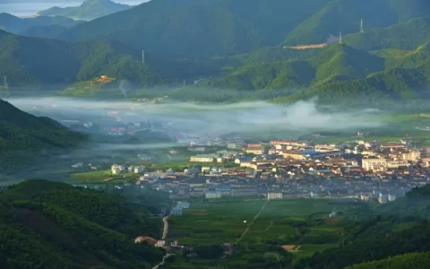 周末旅游的胜地，山水之间的瑰宝，省4A级景区镇奉化区裘村镇旅游介绍