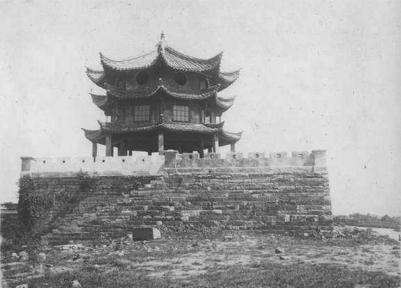 曾与鼓楼呼应而建的庆云楼（王之祥摄）