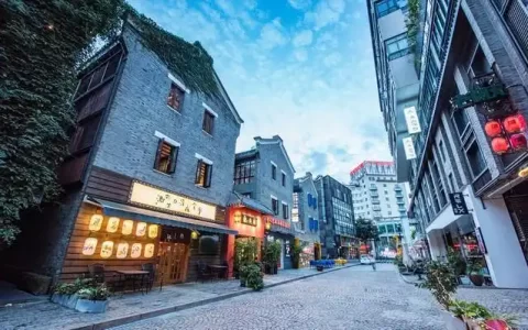 宁波老外滩，不仅是历史的见证者，更是文化的汇聚地