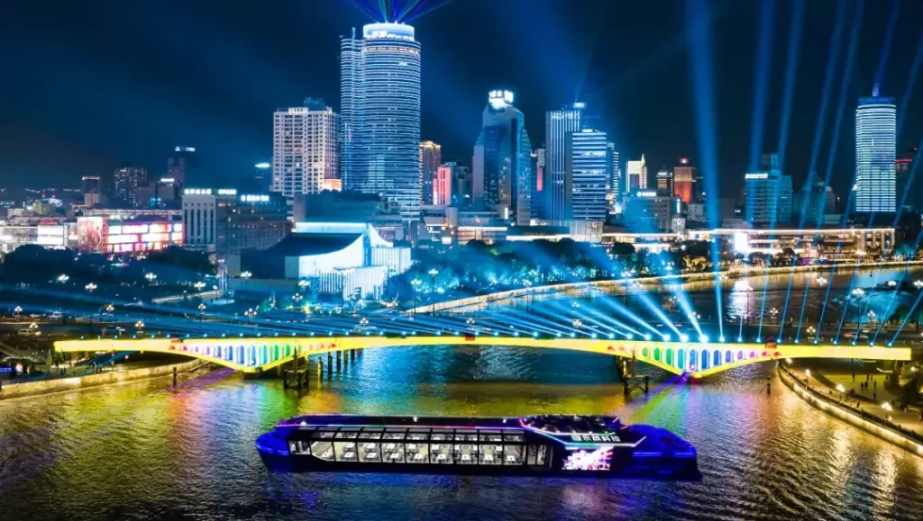 三江夜游