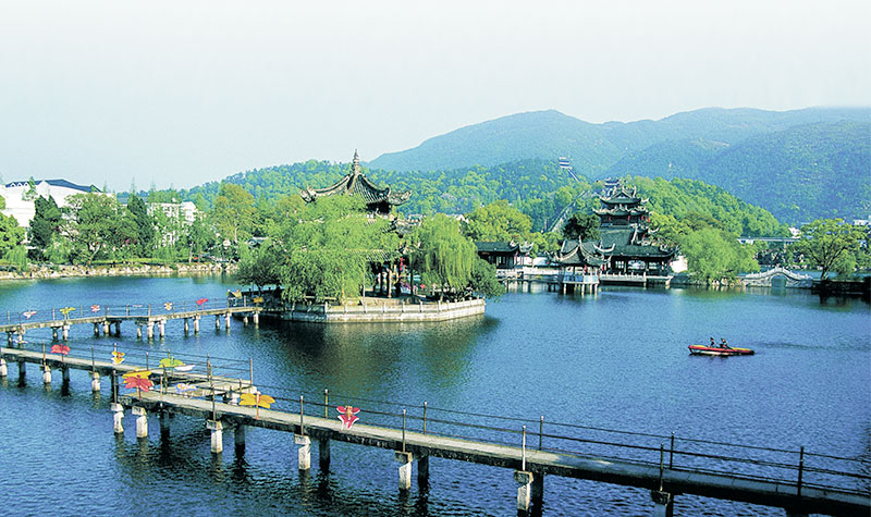 东湖