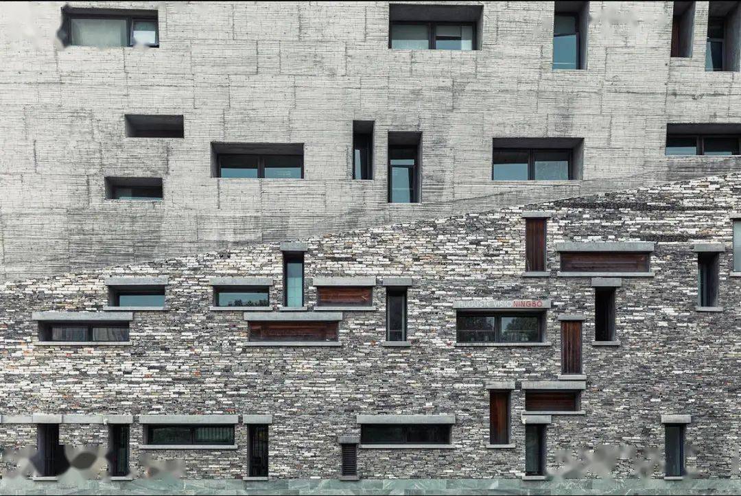 建筑素养案例分析与表达,试分析宁波博物馆的建筑艺术
