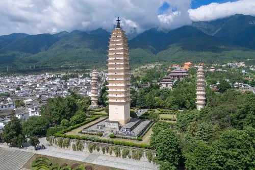 崇圣寺三塔