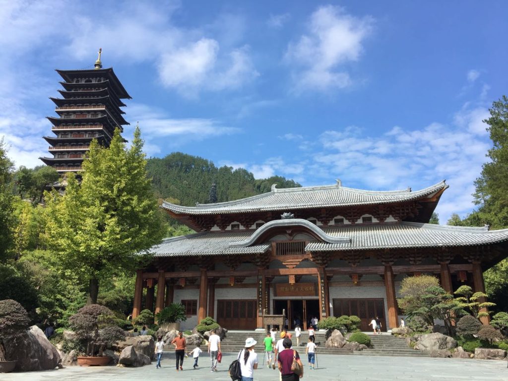 根宫佛国文化旅游景区