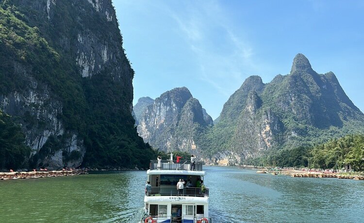 桂林，漓江游船