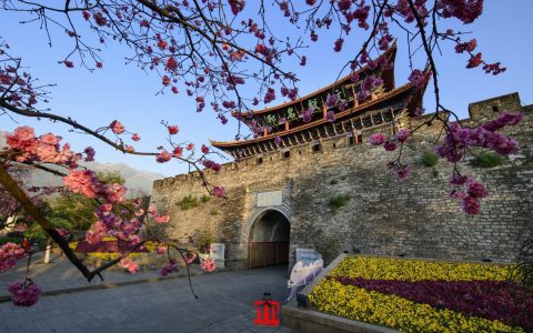 大理古城门